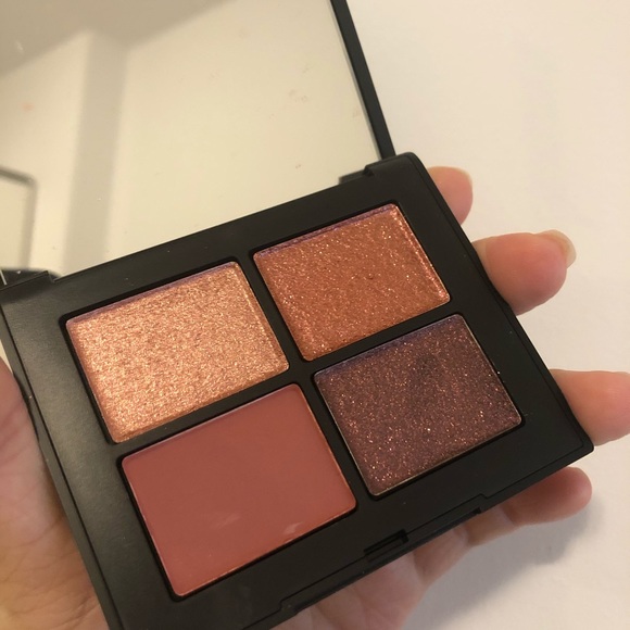 NARS Eyeshadow Quad - Orgasm Collection - Picture 5 of 5